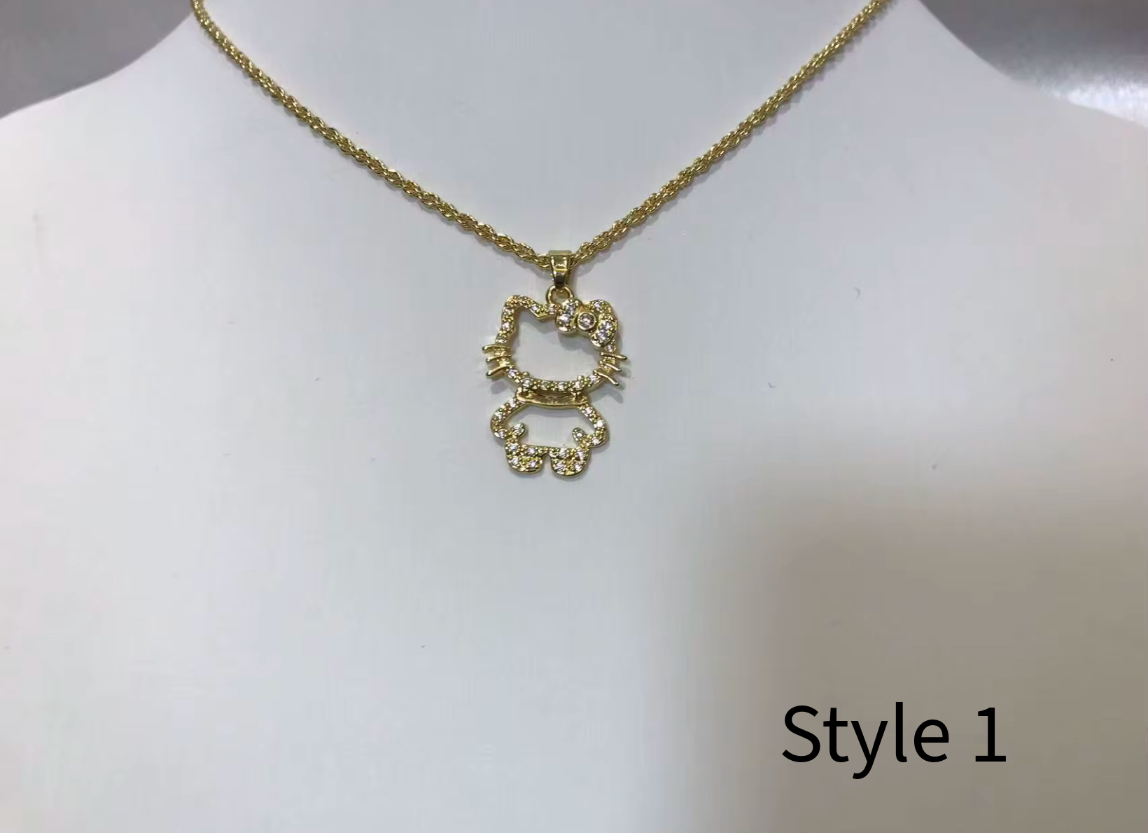 Hello Cali 18k Gold Necklace