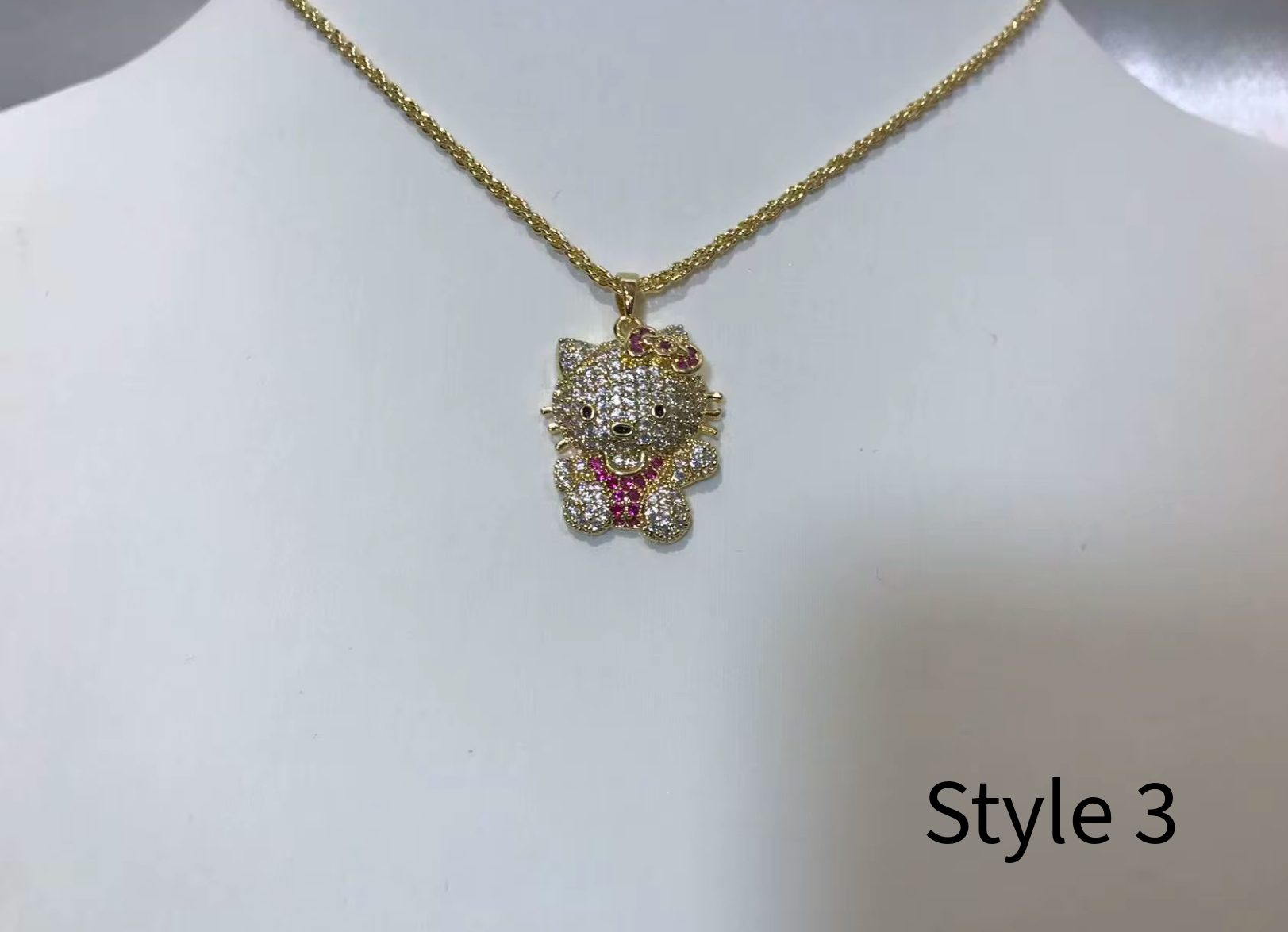 Hello Cali 18k Gold Necklace